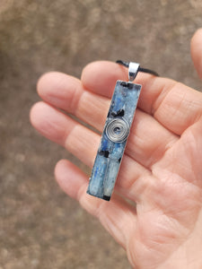 Chi Enhancing Necklace — Kyanite and Shungite with Spiral